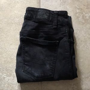 Black 00 hi-rise jegging American Eagle
